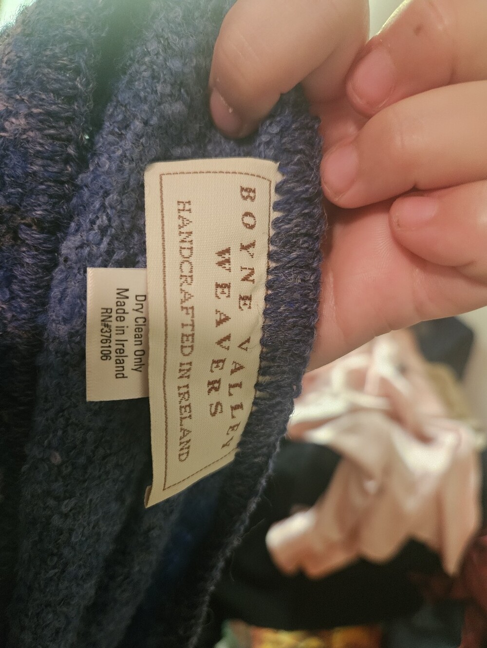 Boyne Valley Weavers Irish Wool Shawl Blue Plaid One Size - Picture 3 of 3